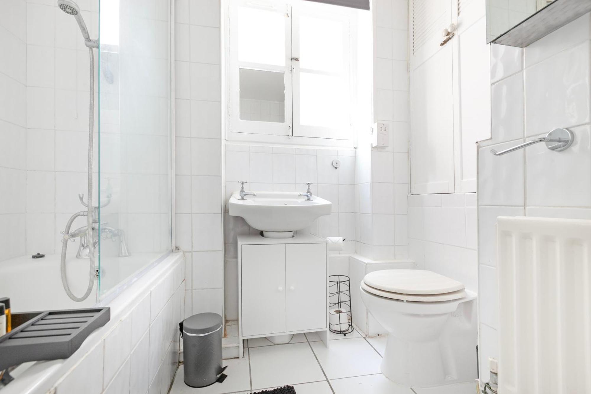 Beautiful One Bedroom Flat In Scott Ellis Gardens Londres Exterior foto
