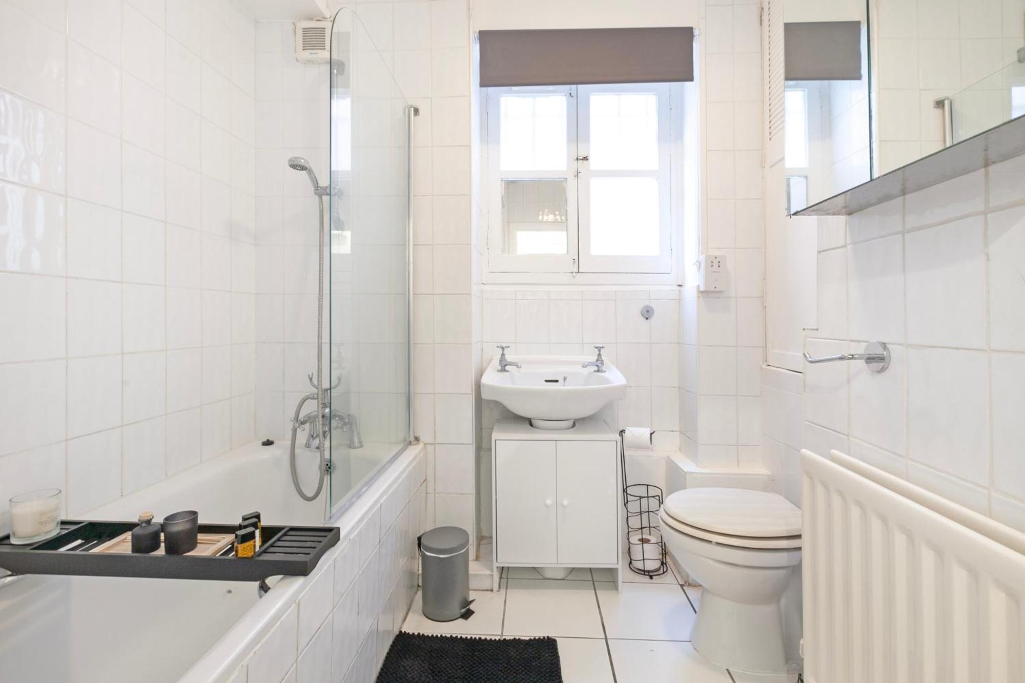 Beautiful One Bedroom Flat In Scott Ellis Gardens Londres Exterior foto